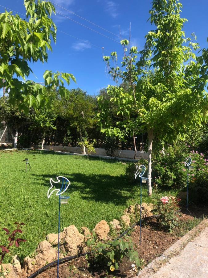 Malou Garden House Near The Beach Glífa 外观 照片